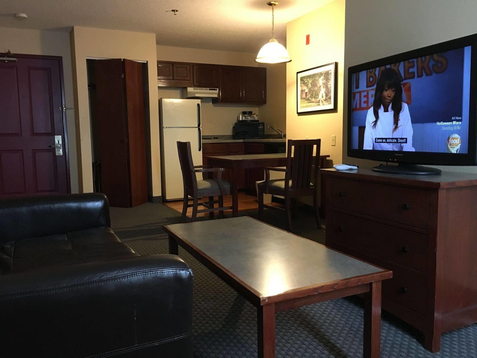 Norwood Inn And Suites Chaska Ngoại thất bức ảnh